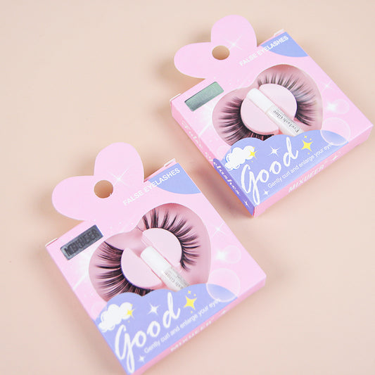 Cute Heart-Shaped False Eyelashes with Glue (1 Pair)