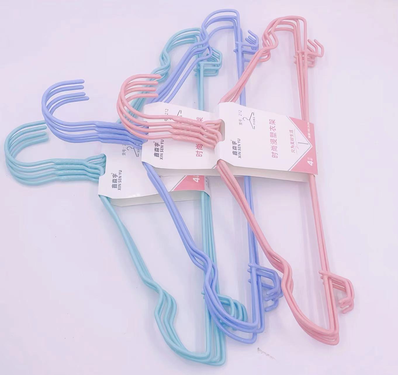 Durable Multi Purpose Plastic Coated Hangers for Wardrobe Penyangut Bersalut Plastik Serbaguna Tahan Lasak untuk Almari